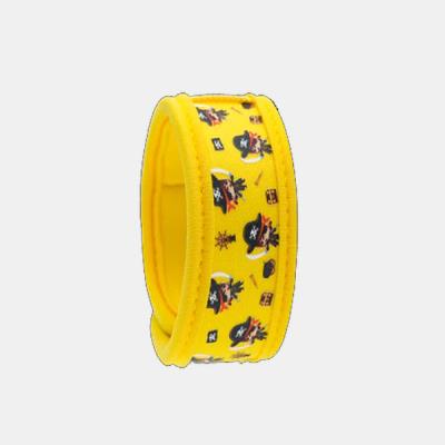 PARAKITO PULSEIRA CRIANCA PIRATAS AMARELA